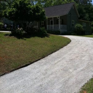 5 Top Reasons to Pave Your Gravel Driveway